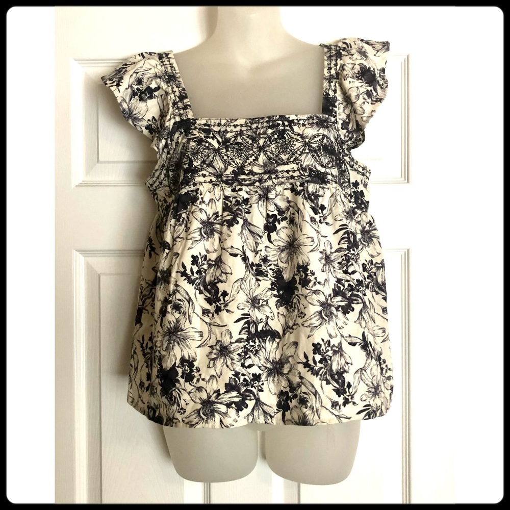 Blu Pepper Linen Blend Embroidered Floral Sleeveless Top